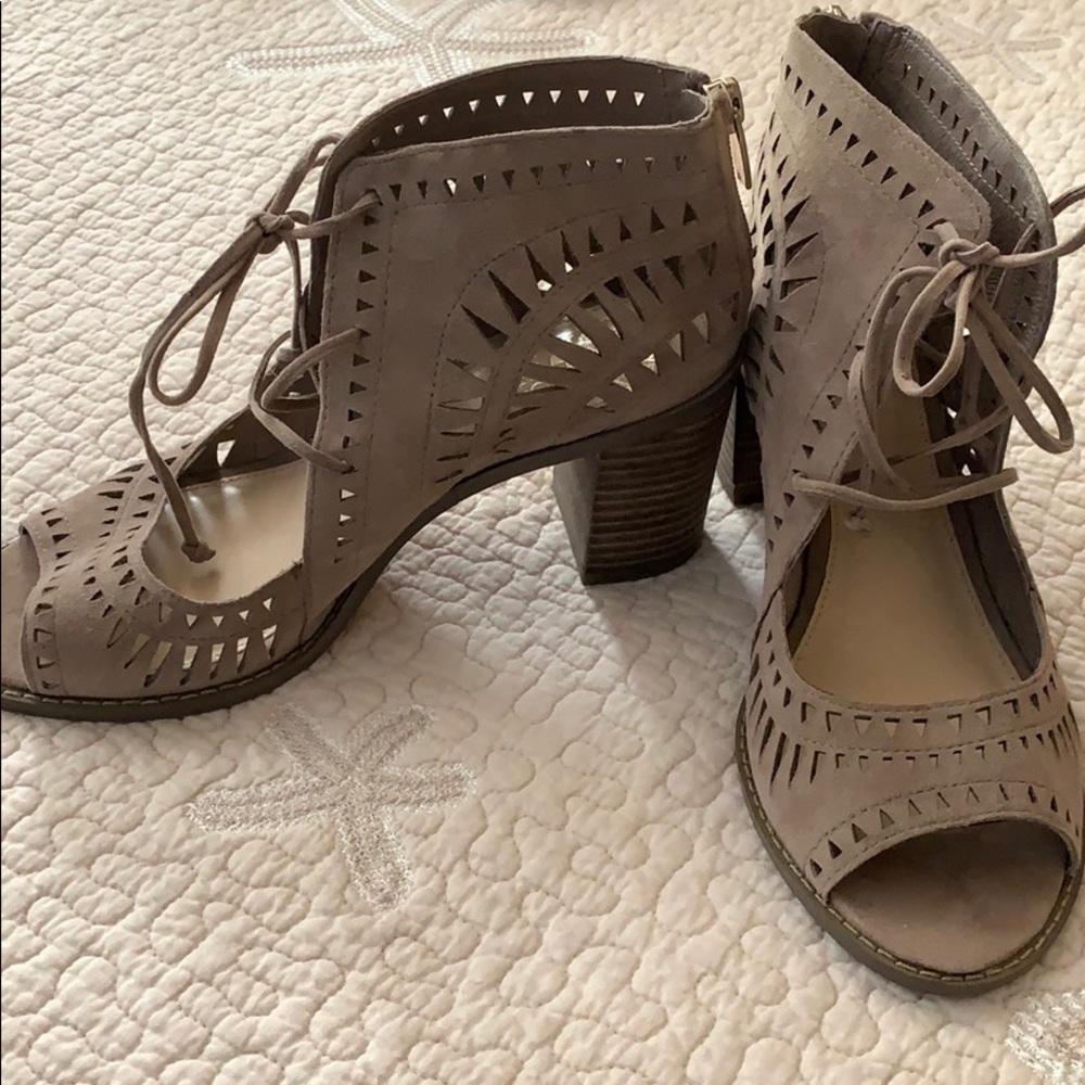 Vince Camuto. Lace up bootie sandals. Size 7.5.